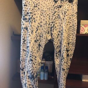 Lululemon crop wonderpant